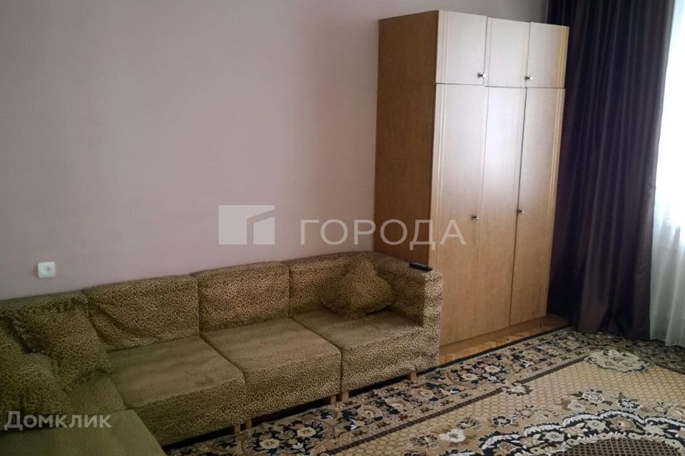 Продаётся 1-комнатная квартира, 38 м²
