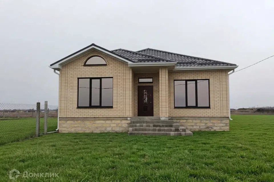 Продаётся 1-этажный дом, 122 м²