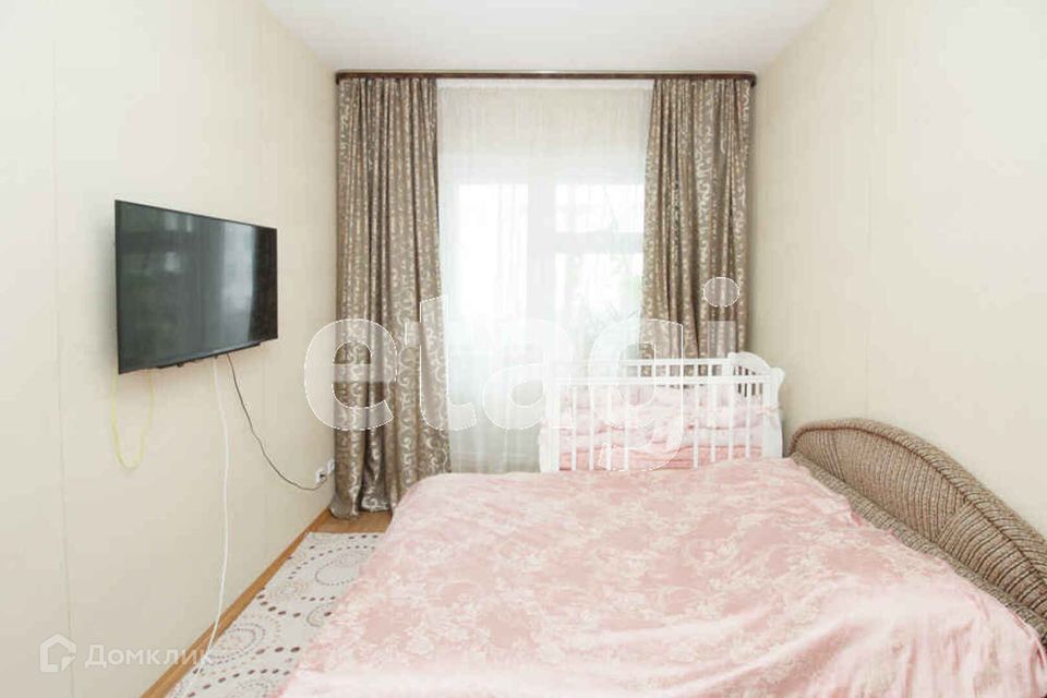 Продаётся 2-комнатная квартира, 55.6 м²