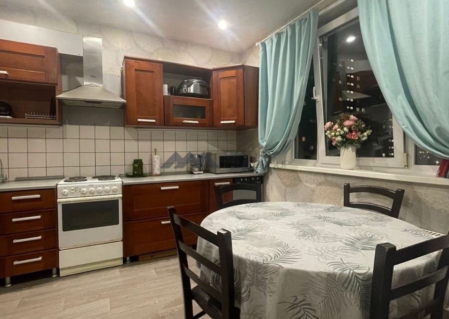 Сдаётся 3-комнатная квартира, 74 м²