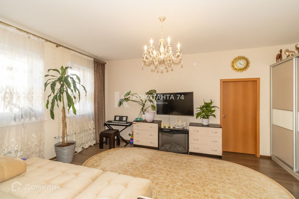 Продаётся 3-комнатная квартира, 71.7 м²