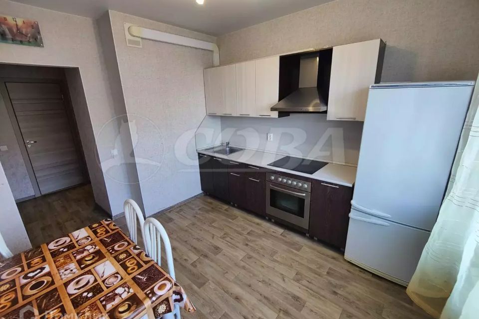 Сдаётся 2-комнатная квартира, 61 м²