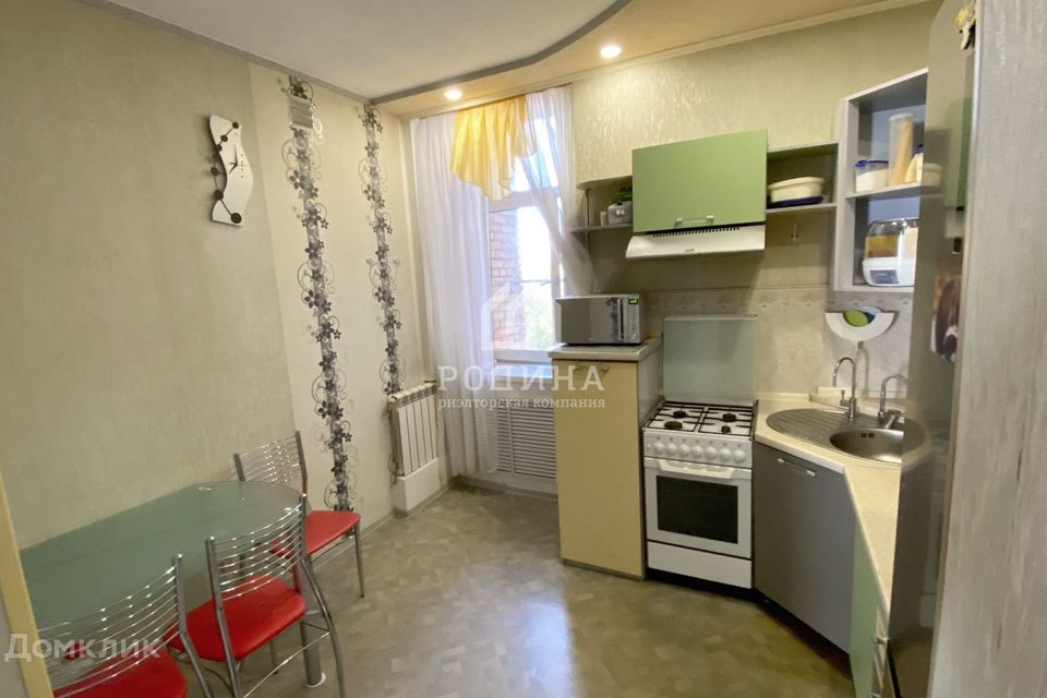 Продаётся 3-комнатная квартира, 97.8 м²