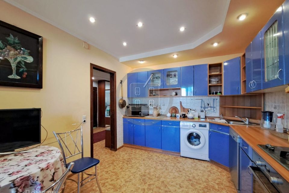 Продаётся 3-комнатная квартира, 90 м²