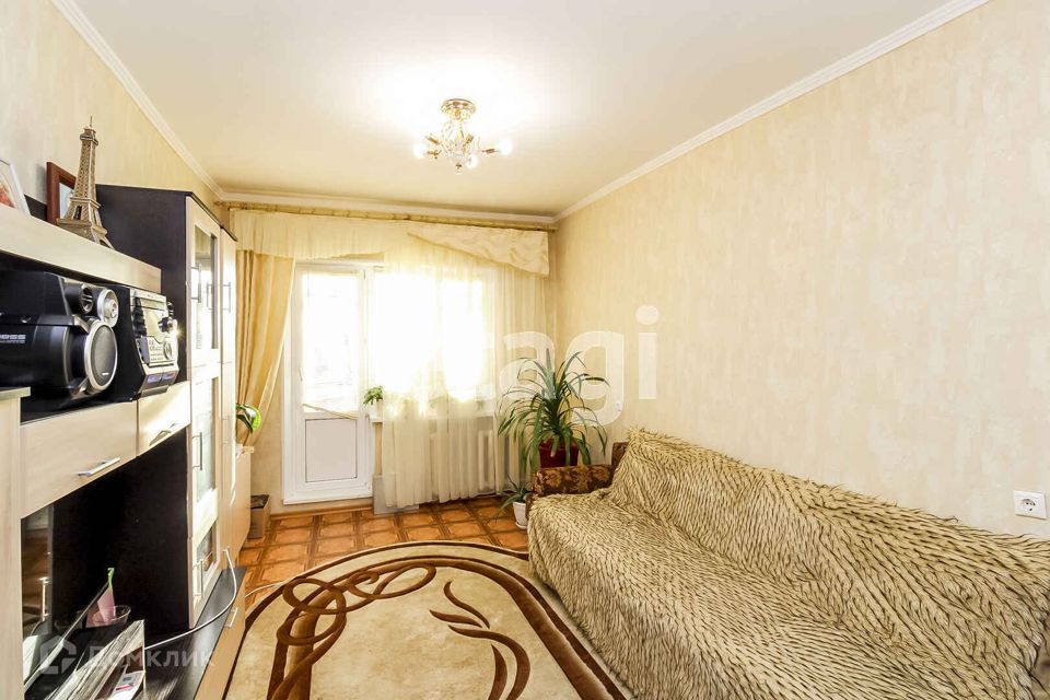 Продаётся 3-комнатная квартира, 60.4 м²