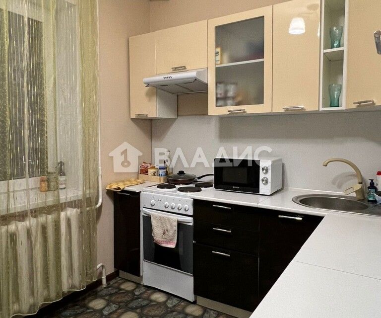 Продаётся 1-комнатная квартира, 41.2 м²