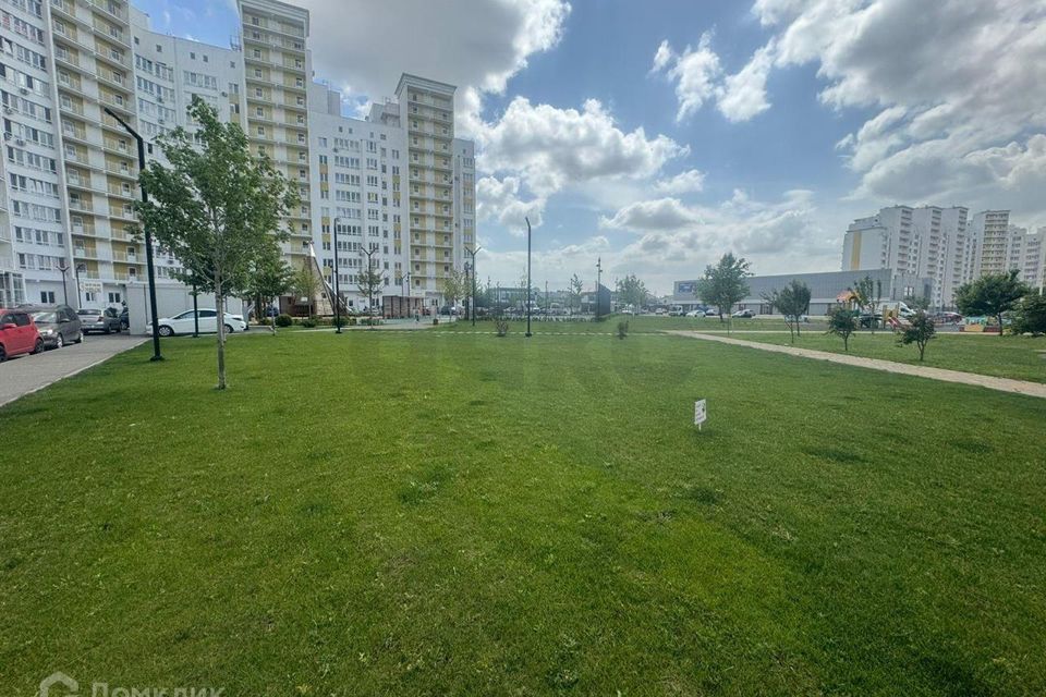 Продаётся 2-комнатная квартира, 55.8 м²