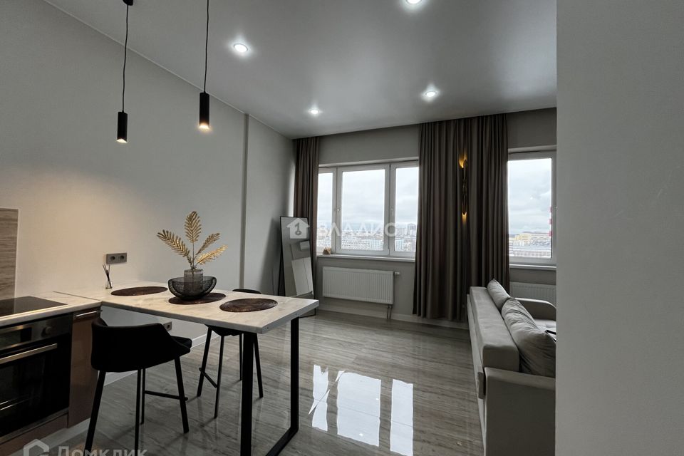 Продаётся 1-комнатная квартира, 42 м²