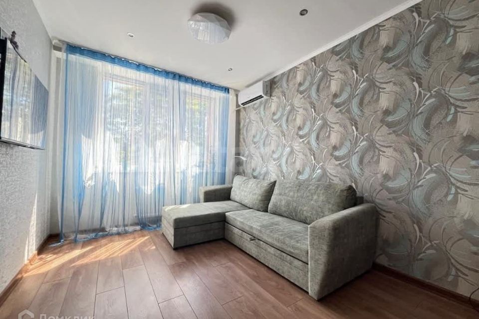 Продаётся 1-комнатная квартира, 37 м²