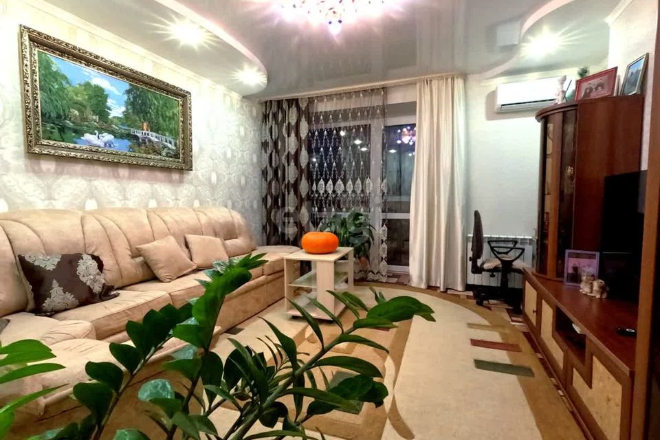 Продаётся 3-комнатная квартира, 60 м²