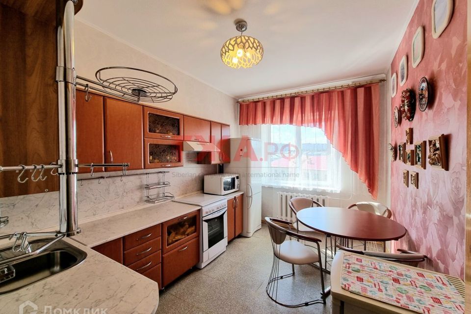 Продаётся 3-комнатная квартира, 71.6 м²