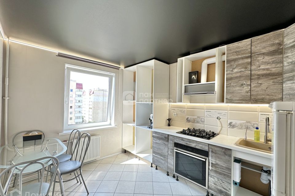 Продаётся 1-комнатная квартира, 40.4 м²