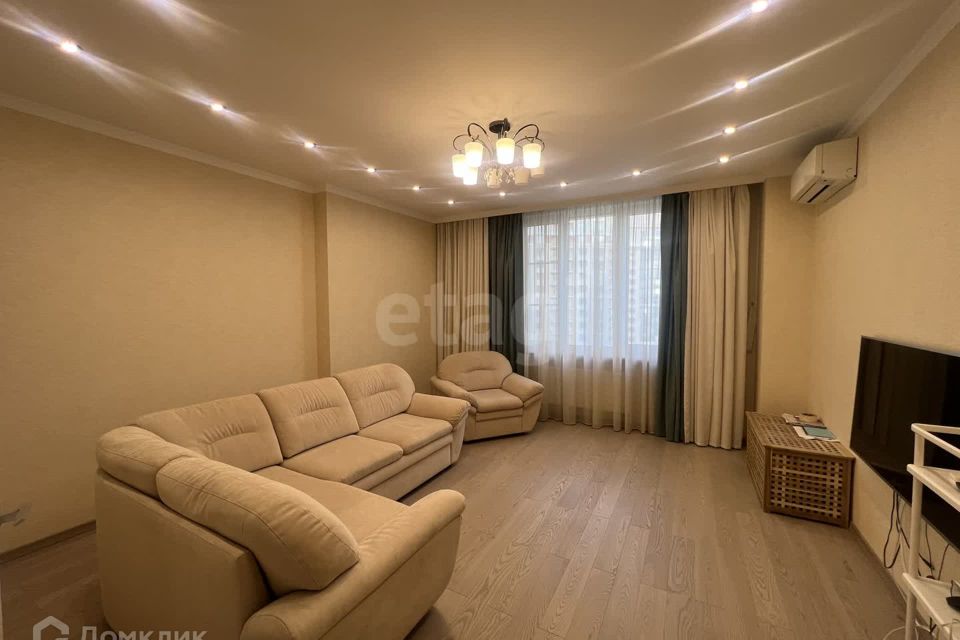 Сдаётся 2-комнатная квартира, 73.5 м²