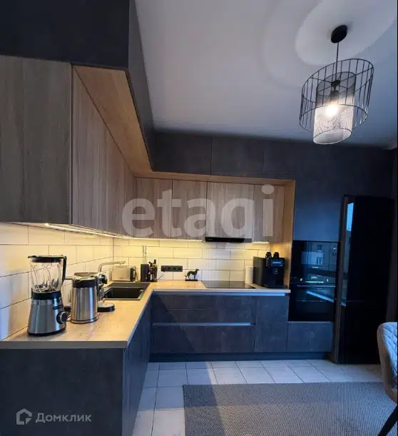 Продаётся 2-комнатная квартира, 56.7 м²