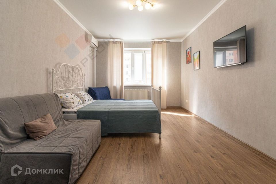 Продаётся 1-комнатная квартира, 40.3 м²