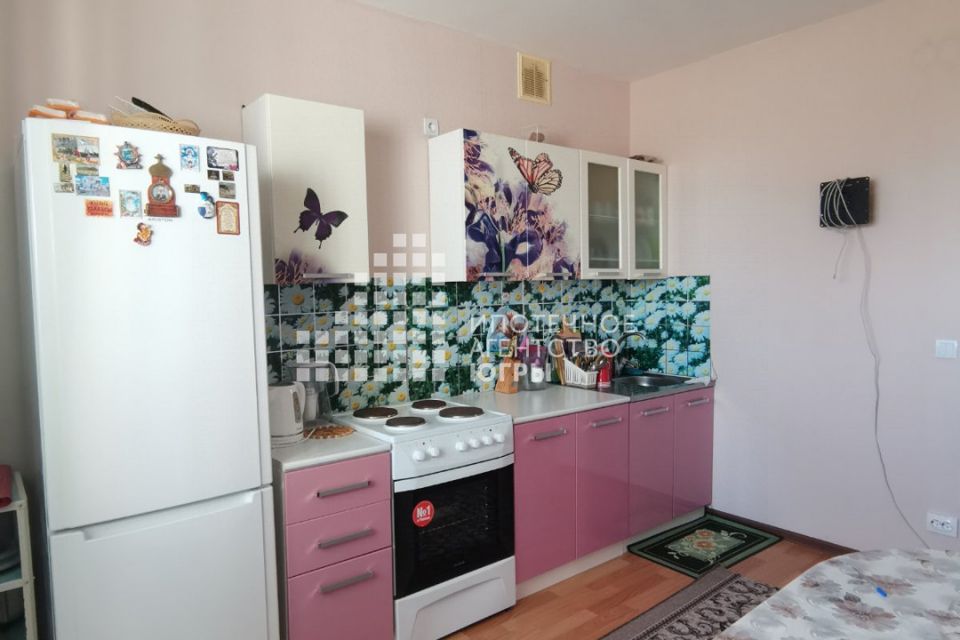 Продаётся 1-комнатная квартира, 40.2 м²