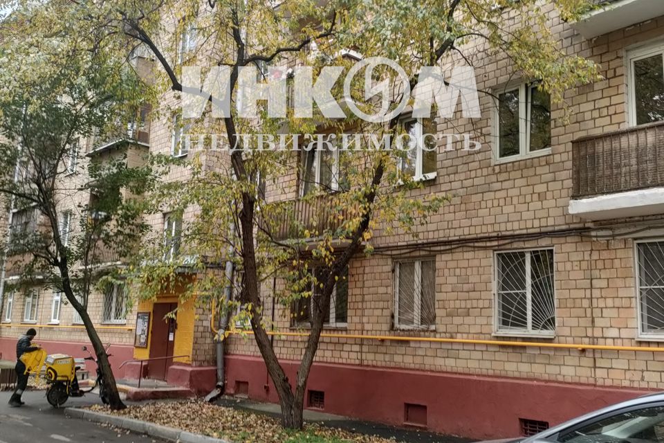 Продаётся 3-комнатная квартира, 57.5 м²