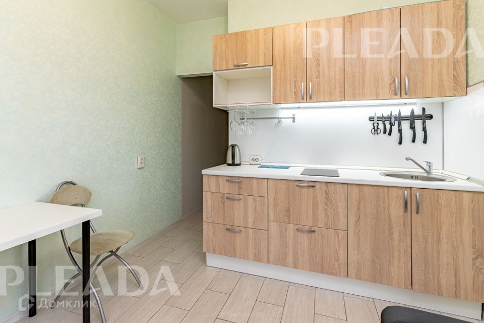Продаётся 1-комнатная квартира, 49.3 м²