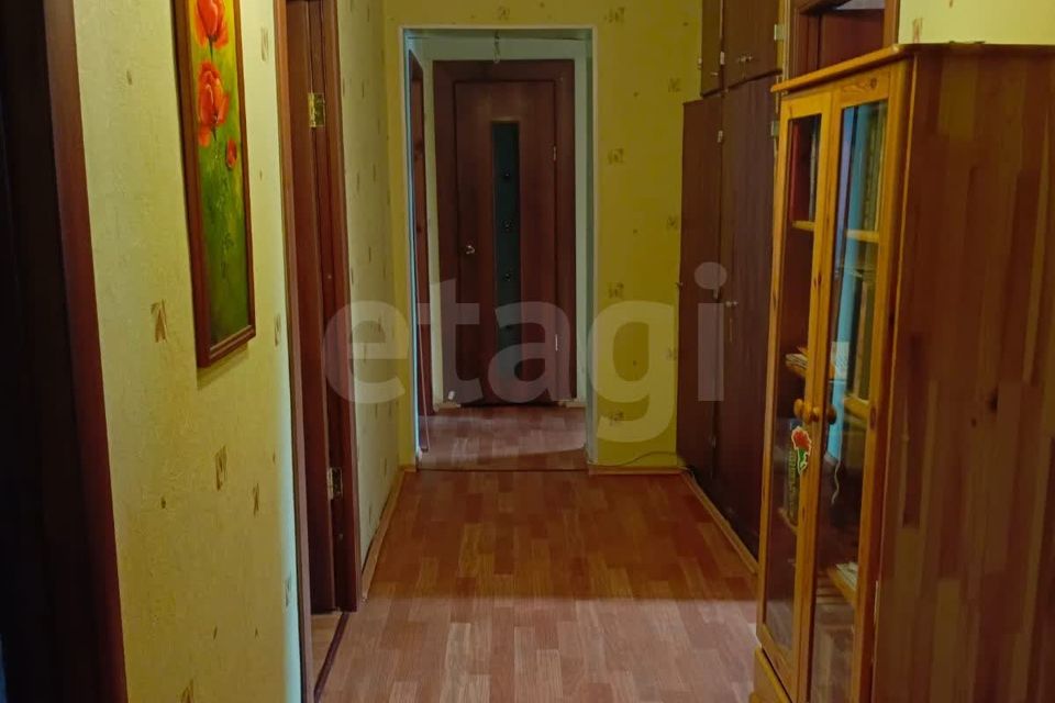 Продаётся 4-комнатная квартира, 73.3 м²