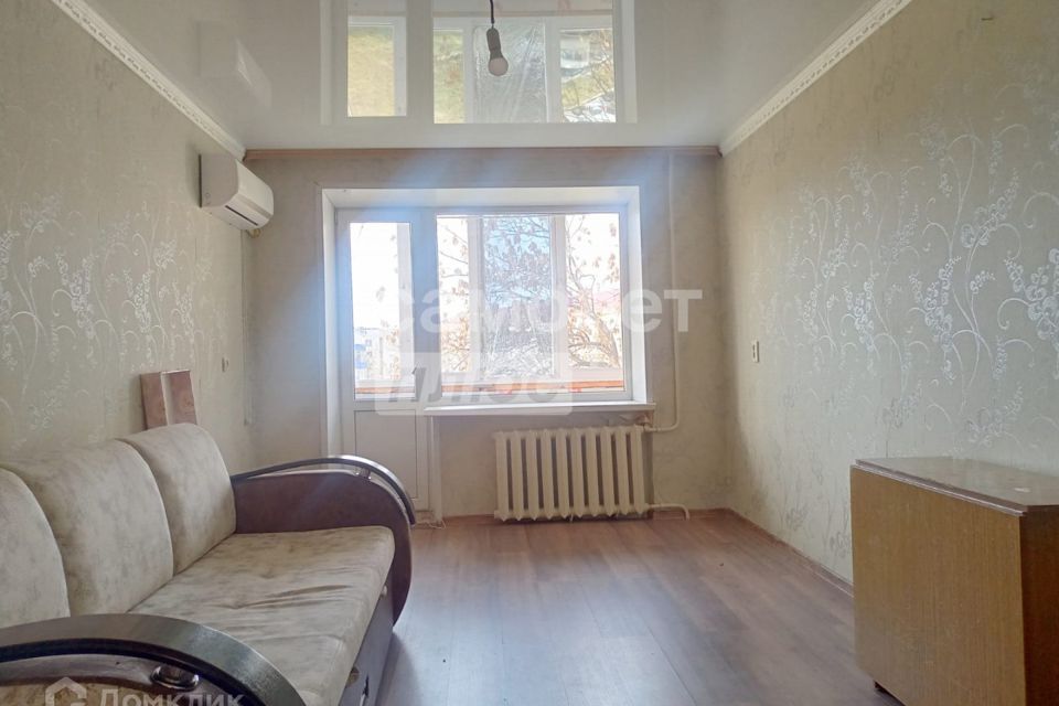 Продаётся 3-комнатная квартира, 57.6 м²
