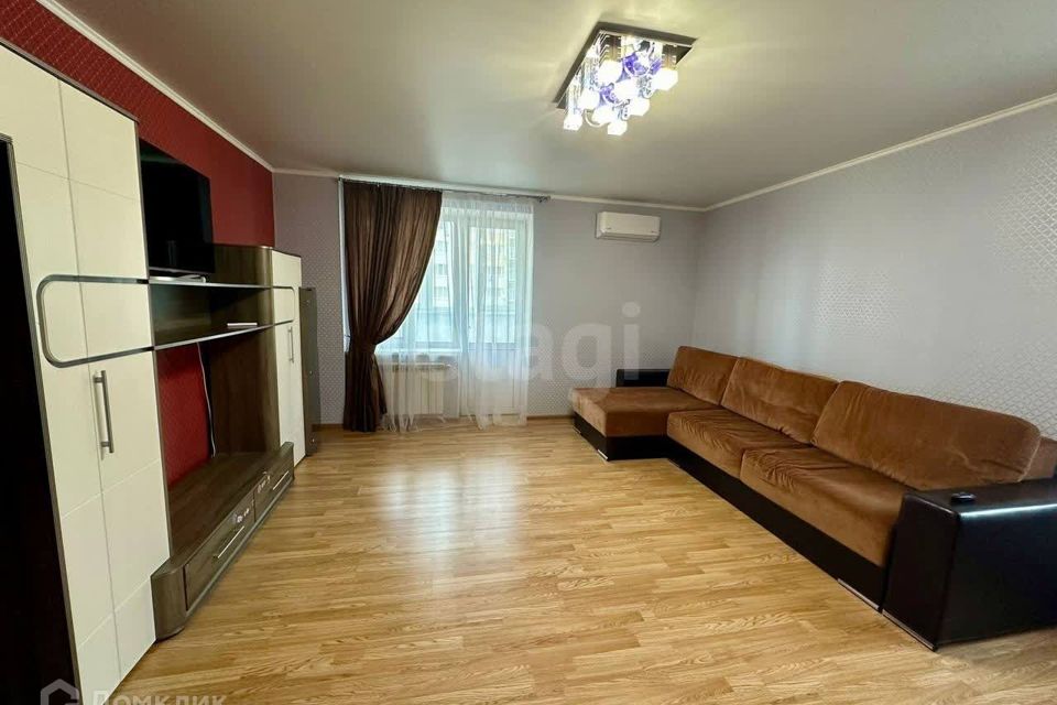 Продаётся 2-комнатная квартира, 75.5 м²