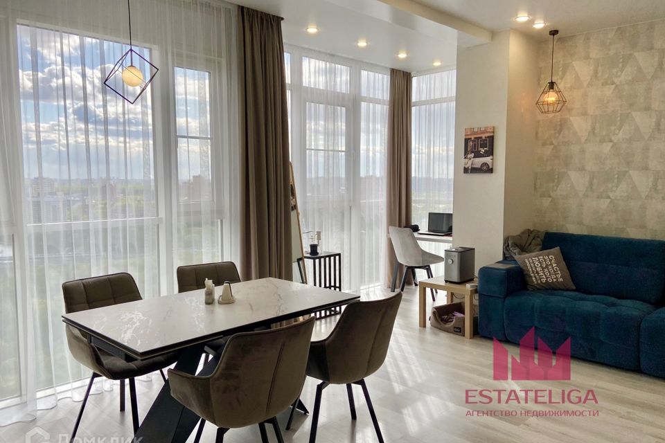 Продаётся 1-комнатная квартира, 55 м²