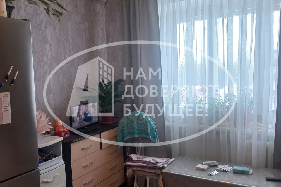 Продаётся комната в 1-комн. квартире, 12.9 м²