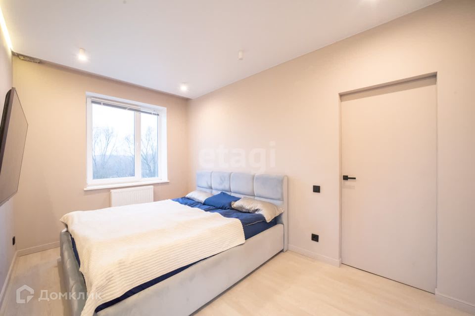 Продаётся 2-комнатная квартира, 74.6 м²