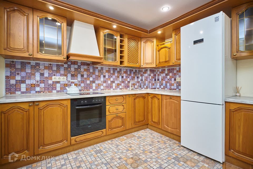 Продаётся 3-комнатная квартира, 110.3 м²