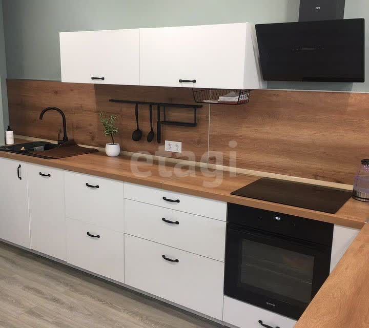 Продаётся 2-комнатная квартира, 71.3 м²