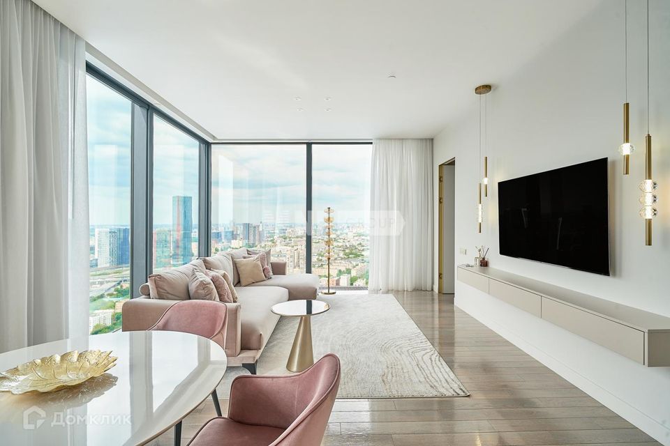 Продаётся 2-комнатная квартира, 67.5 м²