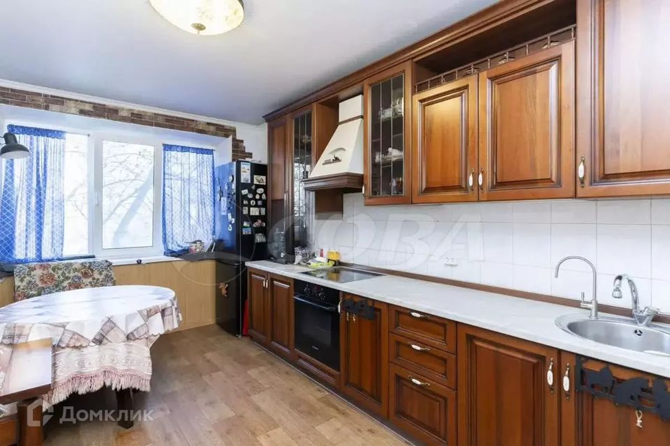 Продаётся 2-комнатная квартира, 60.8 м²