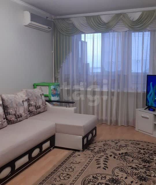 Продаётся 2-комнатная квартира, 57 м²