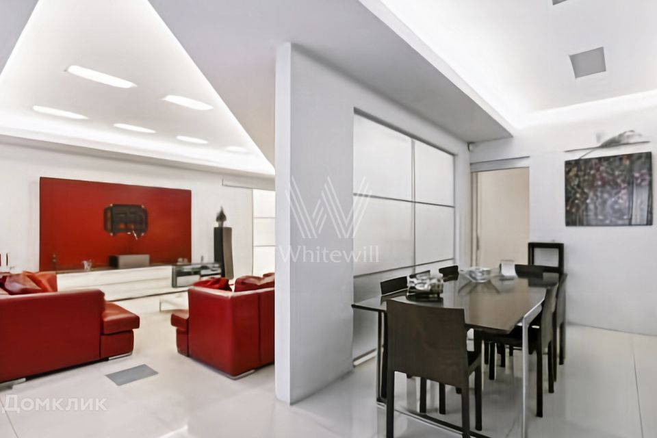 Сдаётся 4-комнатная квартира, 140 м²