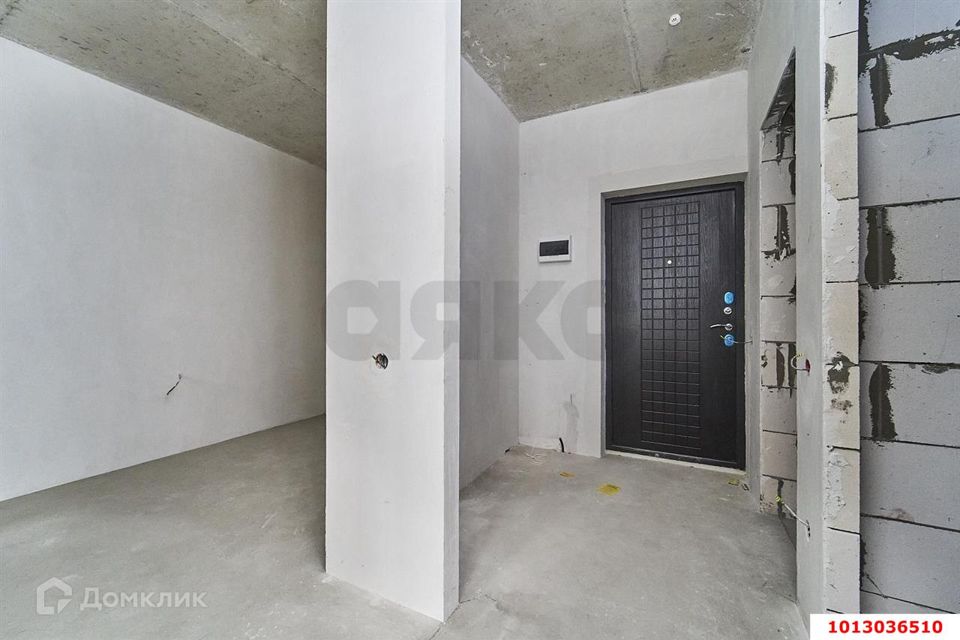 Продаётся 1-комнатная квартира, 42 м²