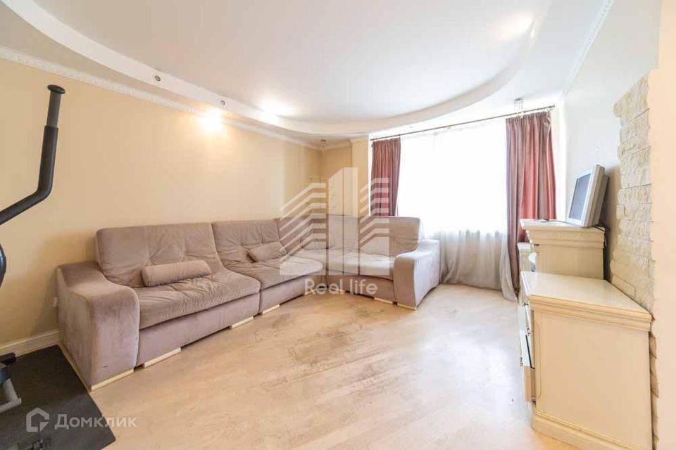 Продаётся 3-комнатная квартира, 60.8 м²