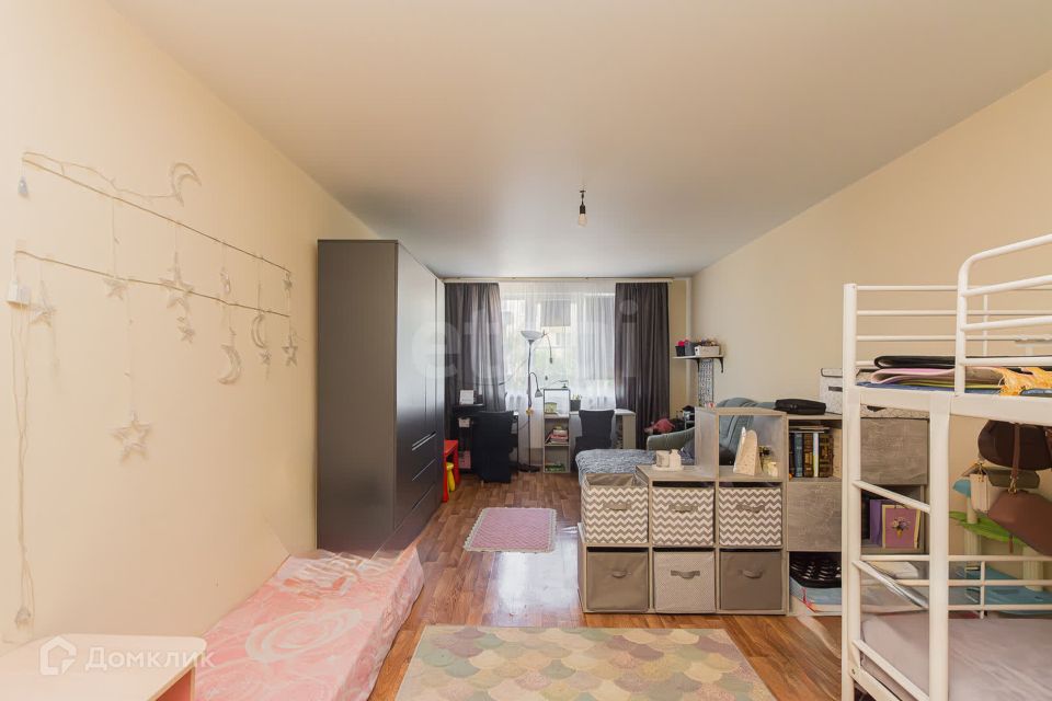 Продаётся 2-комнатная квартира, 70.6 м²