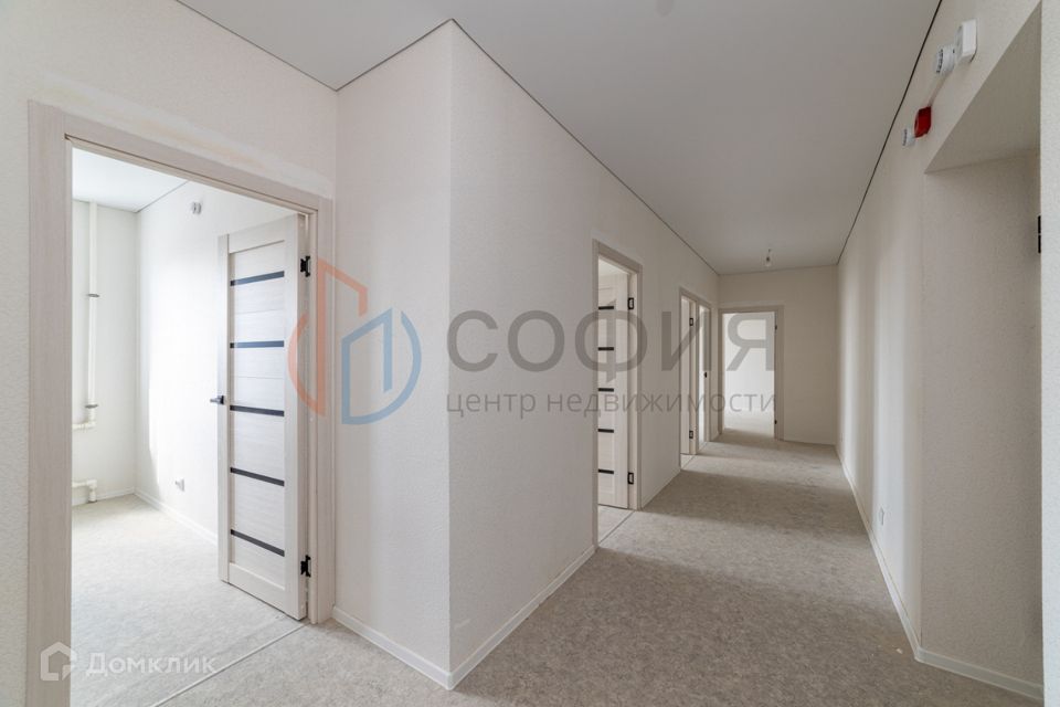 Продаётся 4-комнатная квартира, 74.1 м²