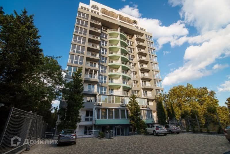 Продаётся 2-комнатная квартира, 70.3 м²