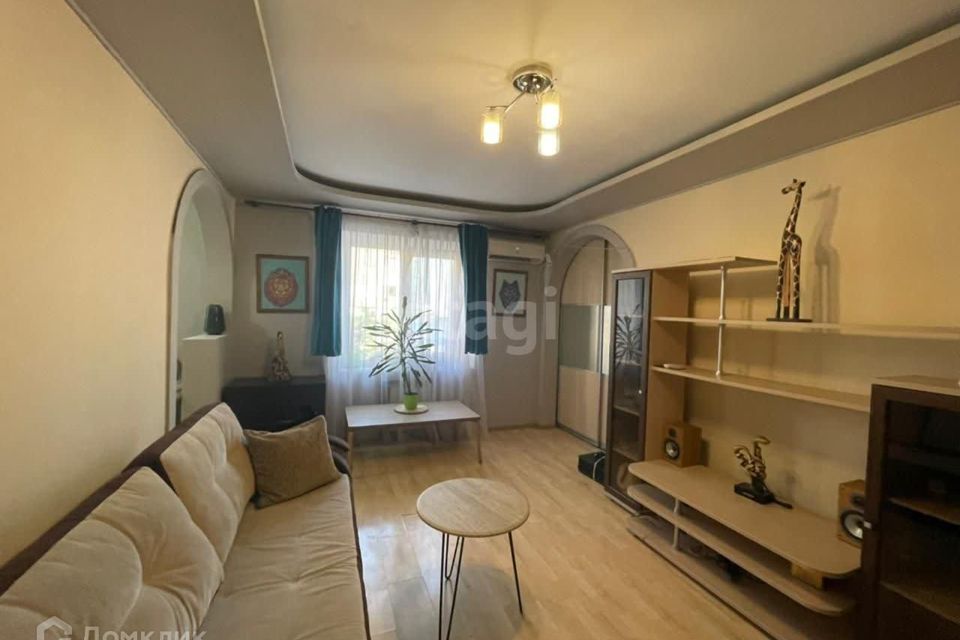 Продаётся 2-комнатная квартира, 50.4 м²