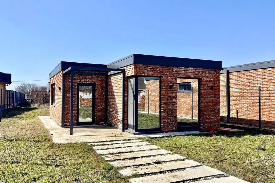 Продаётся 1-этажный дом, 125 м²