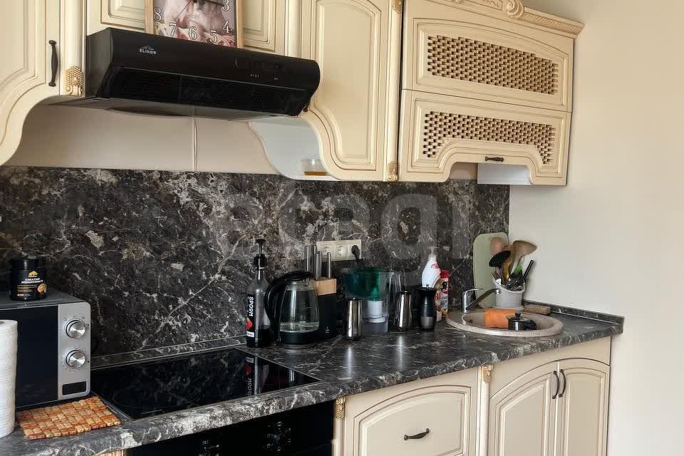 Продаётся 1-комнатная квартира, 39.7 м²