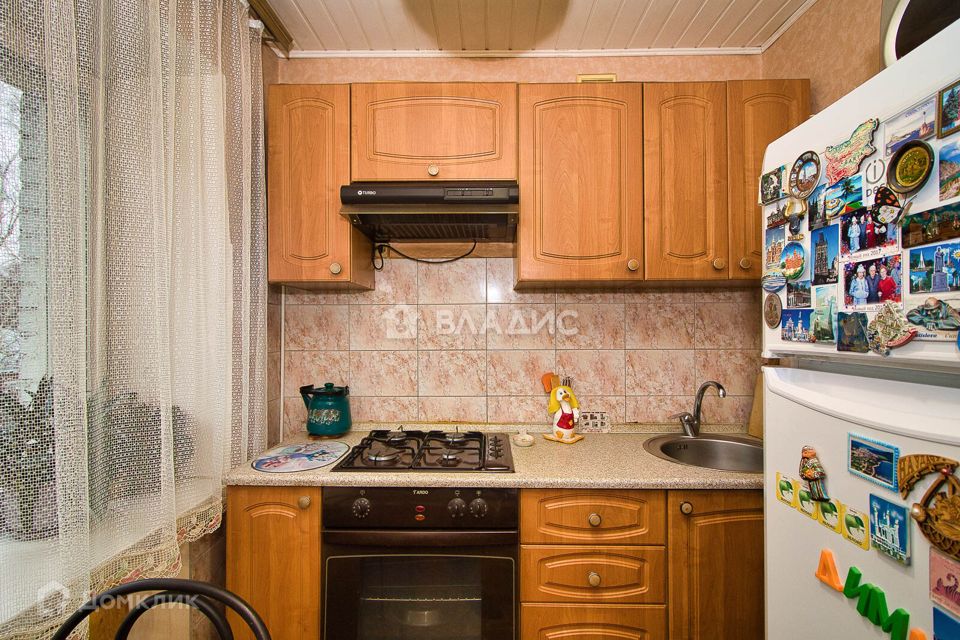 Продаётся 3-комнатная квартира, 55.8 м²