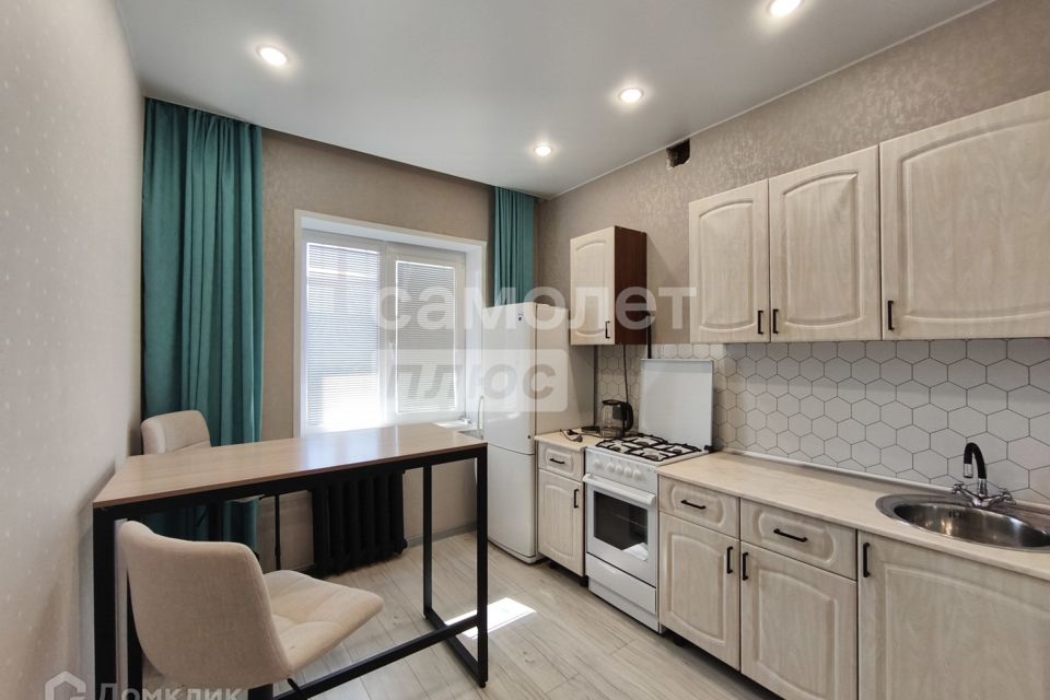 Сдаётся 1-комнатная квартира, 42 м²