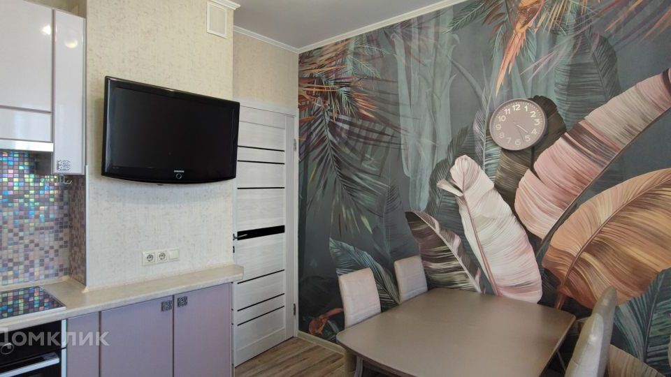 Продаётся 3-комнатная квартира, 77.1 м²