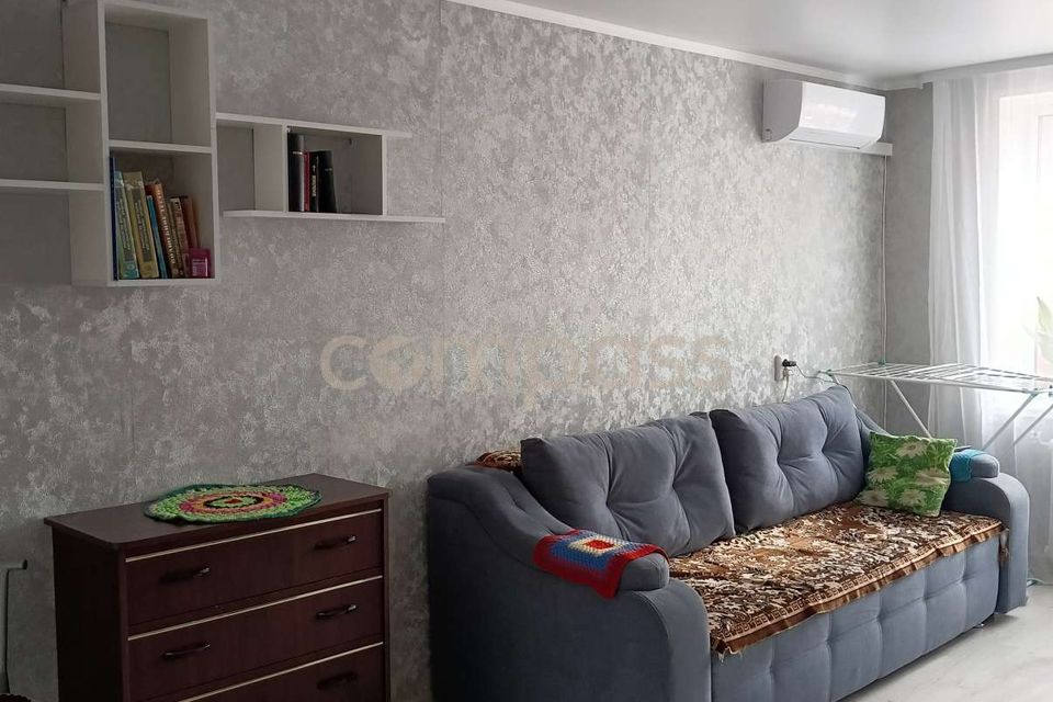 Продаётся 1-комнатная квартира, 35.7 м²