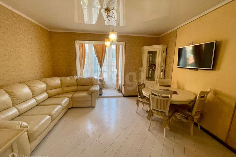 Продаётся 2-комнатная квартира, 40.7 м²