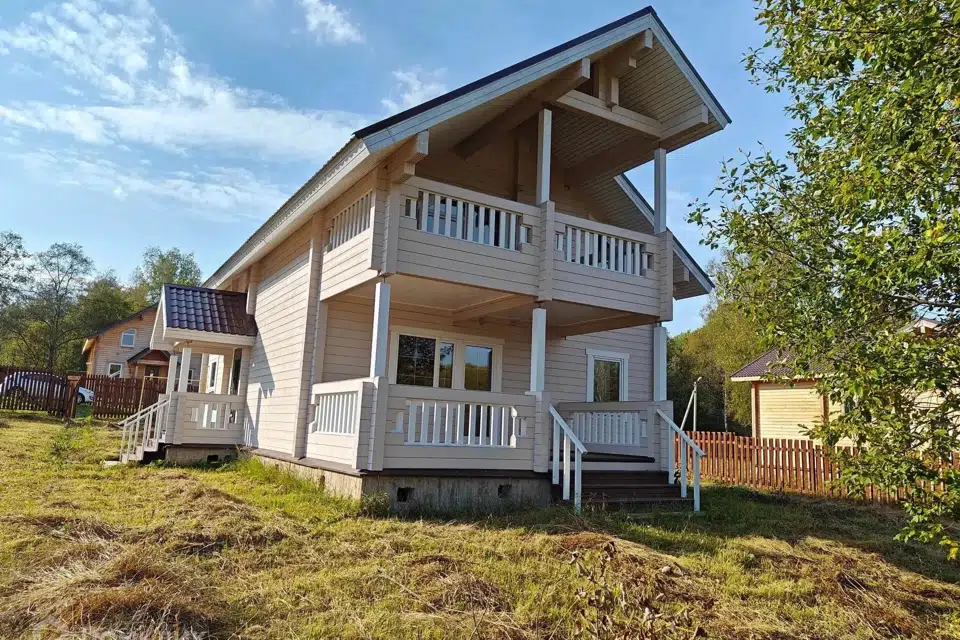 Продаётся 2-этажный дом, 230 м²