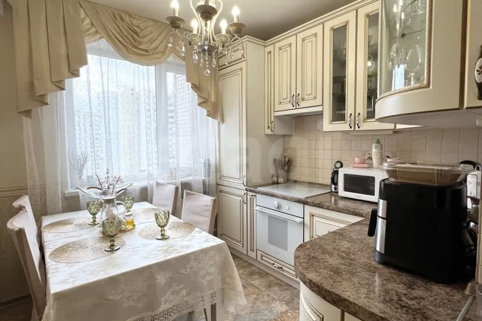 Продаётся 3-комнатная квартира, 74 м²