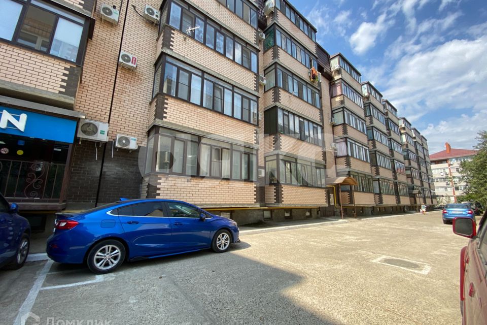 Продаётся 1-комнатная квартира, 47.8 м²